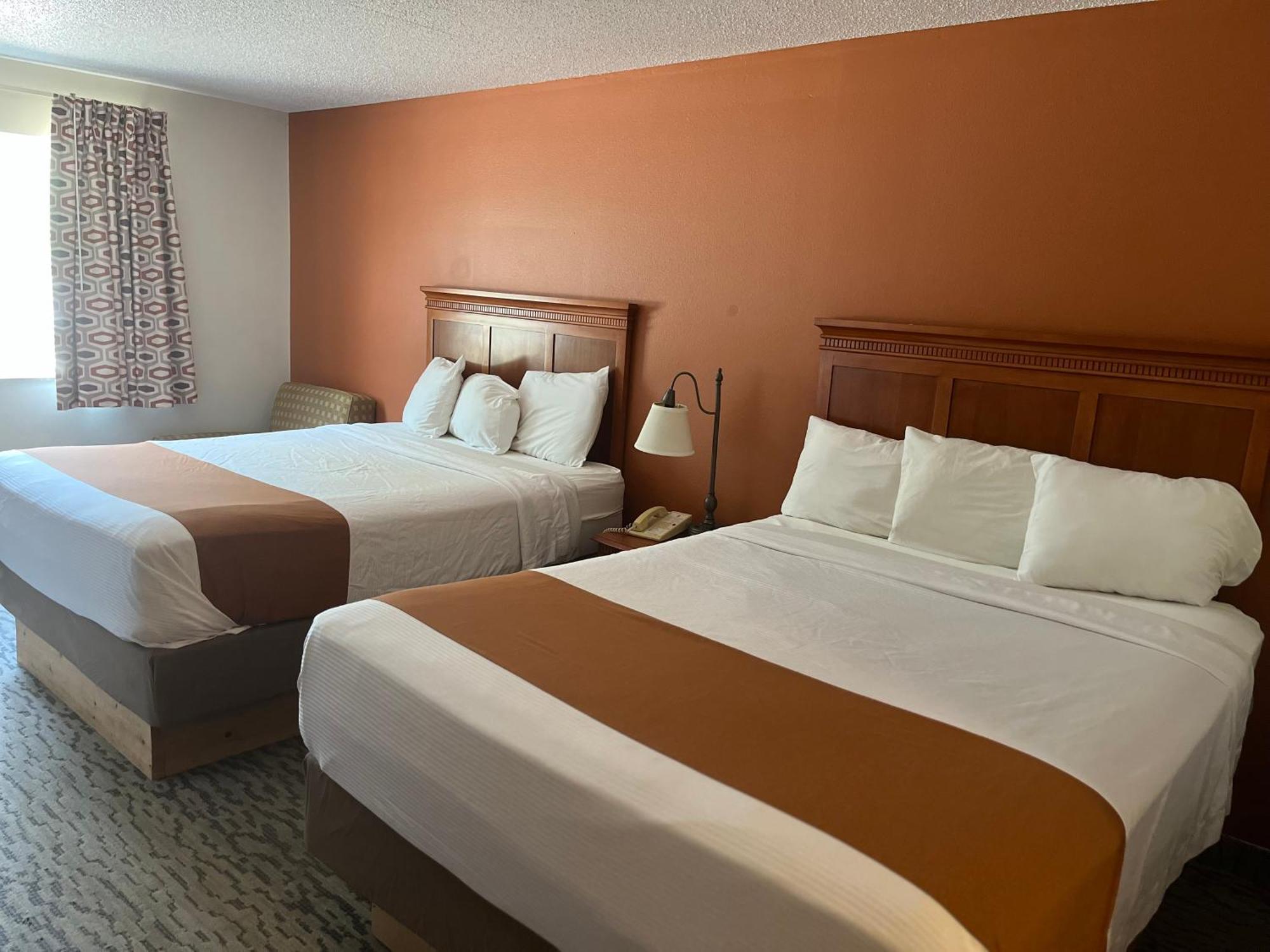 Regency Inn & Suites Anoka Zewnętrze zdjęcie